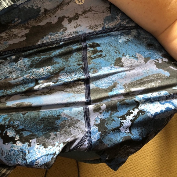 cropped lululemon - Picture 4 of 5